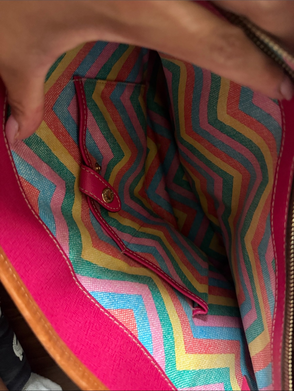 Vintage Dooney & Bourke Navy Tote with Tan Trim and Pink Interior - Picture 5 of 10